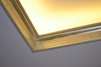 Золотой багет в отделке потолка